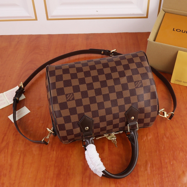 ルイヴィトンバッグ内部構造